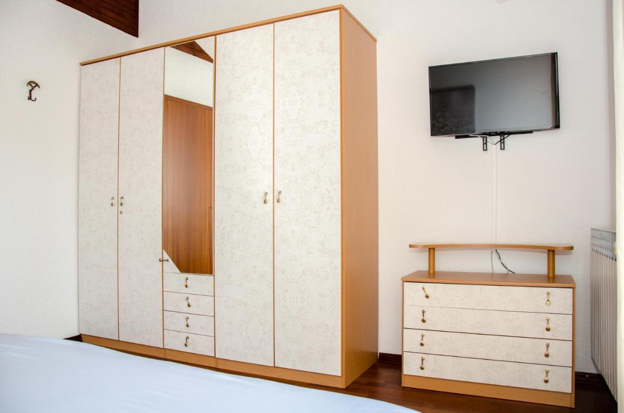 Guesthouse Ruza Сень Экстерьер фото