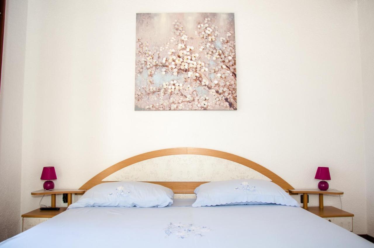 Guesthouse Ruza Сень Экстерьер фото