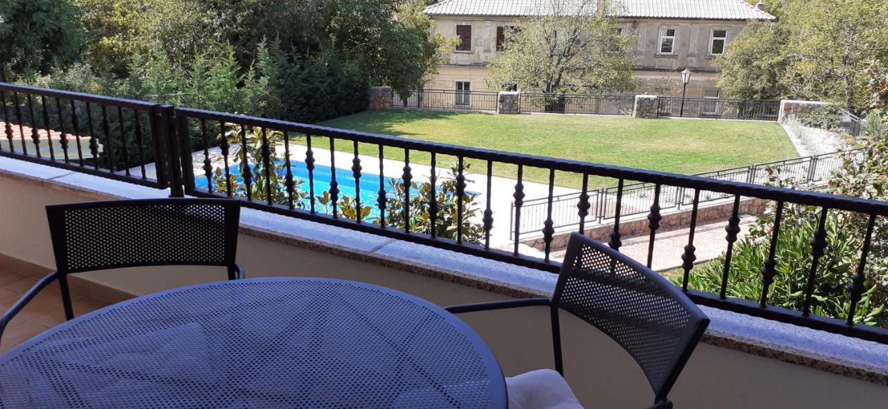 Guesthouse Ruza Сень Экстерьер фото